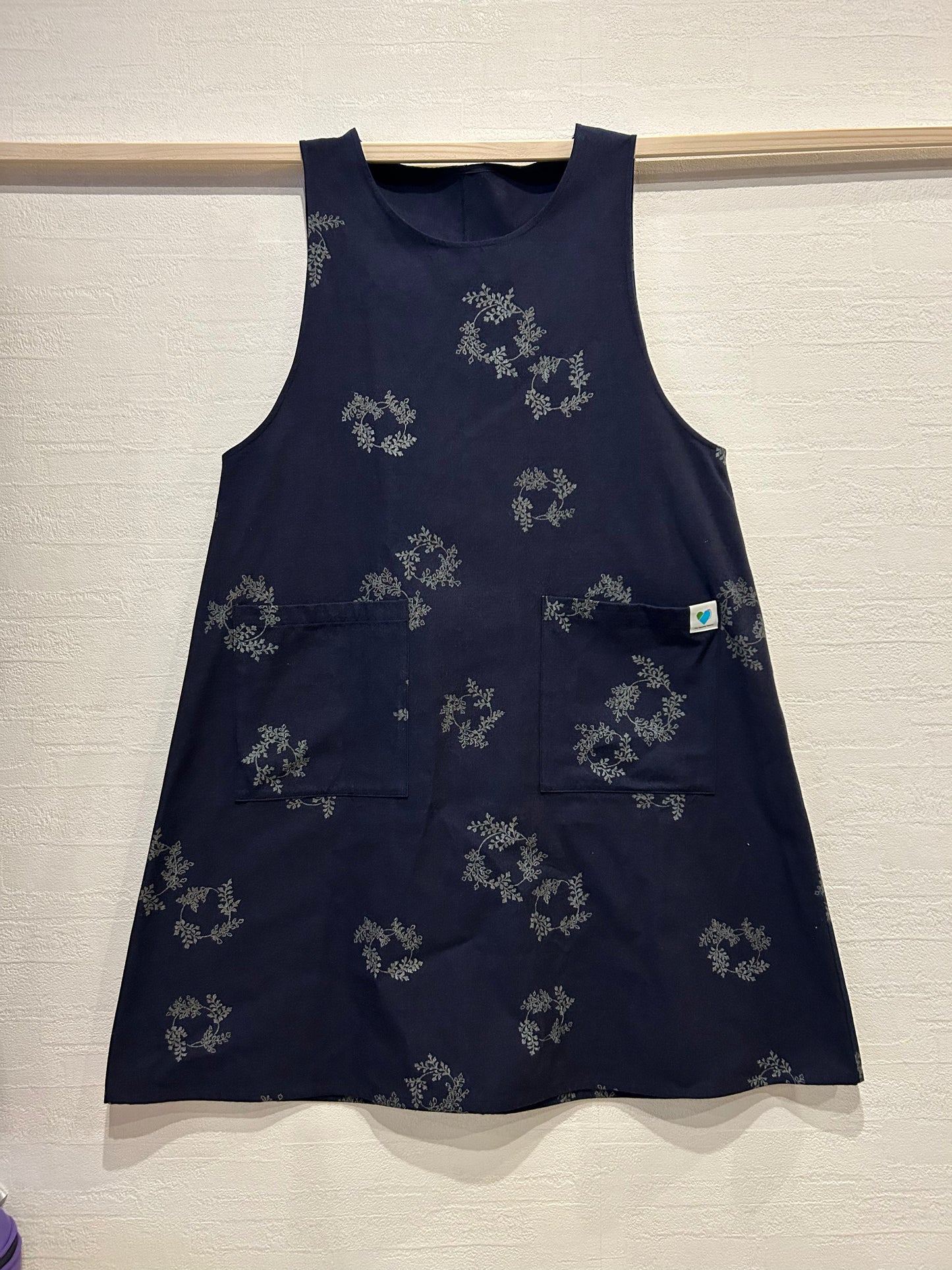 藍染めエプロンドレス(厚)リースIndigo pinafore / apron